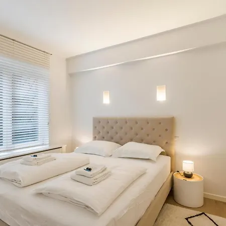 公寓 Modern, Mooi En Stijlvol App Vlakbij Winkelstraat 克诺克－海斯特