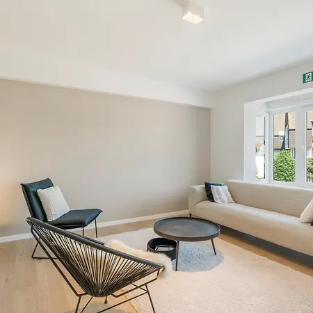 Modern, Mooi En Stijlvol App Vlakbij Winkelstraat Lejlighed Knokke-Heist