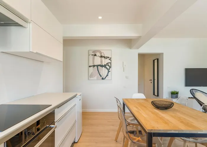 Modern, Mooi En Stijlvol App Vlakbij Winkelstraat Lejlighed